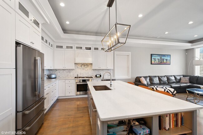 Foto del edificio - 441 E Oakwood Blvd