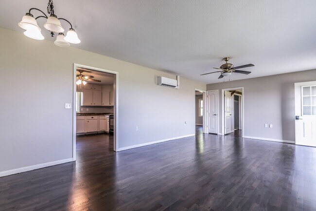 Building Photo - 8744 Bruns Rd
