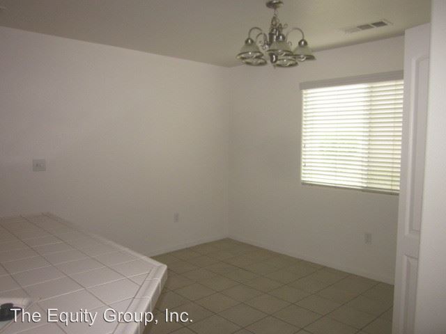 Building Photo - 2821 N Zachary St