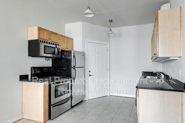 Foto del edificio - 1321 1/2 E. Main St.