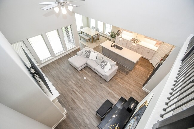 Foto del edificio - 4207 Ana Ridge Ln
