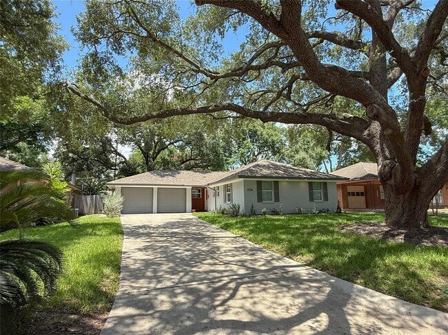Foto del edificio - 4734 Sanford Rd