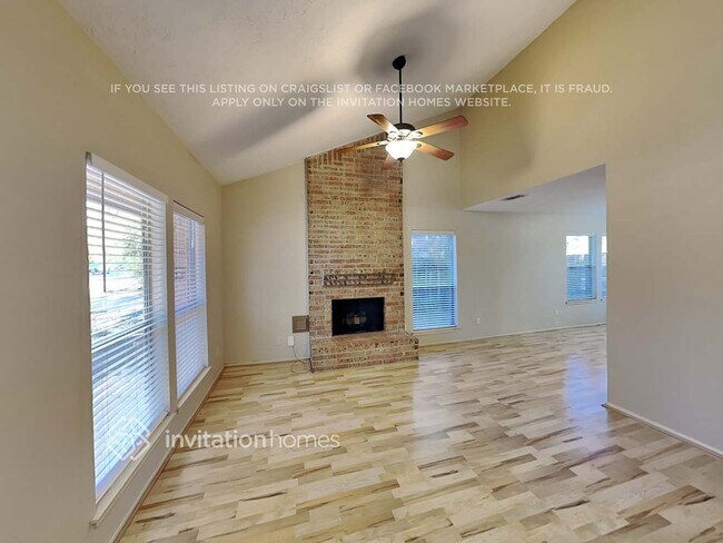 Foto del edificio - 164 Maple Branch St