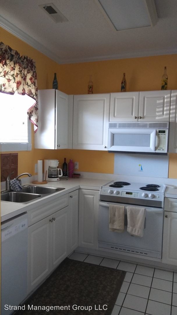 Foto del edificio - 4627 Wild Iris Dr