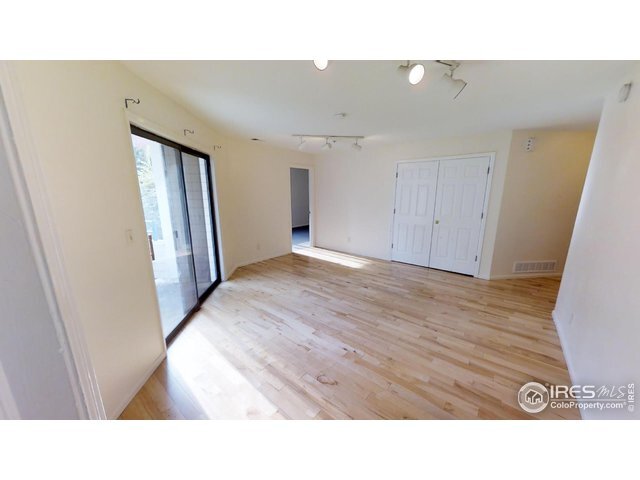 Building Photo - 903 18th St
