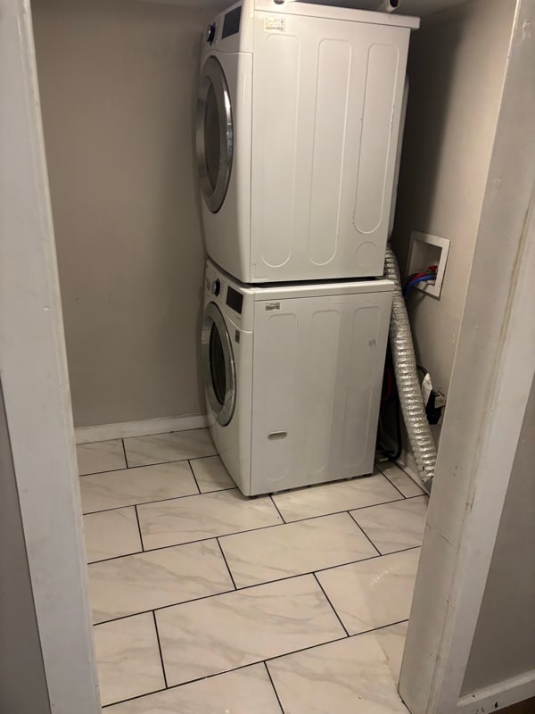 Building Photo - 912 N Tacoma Ave