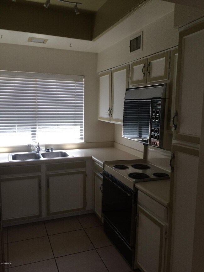 Foto del edificio - 304 E Bluebell Ln