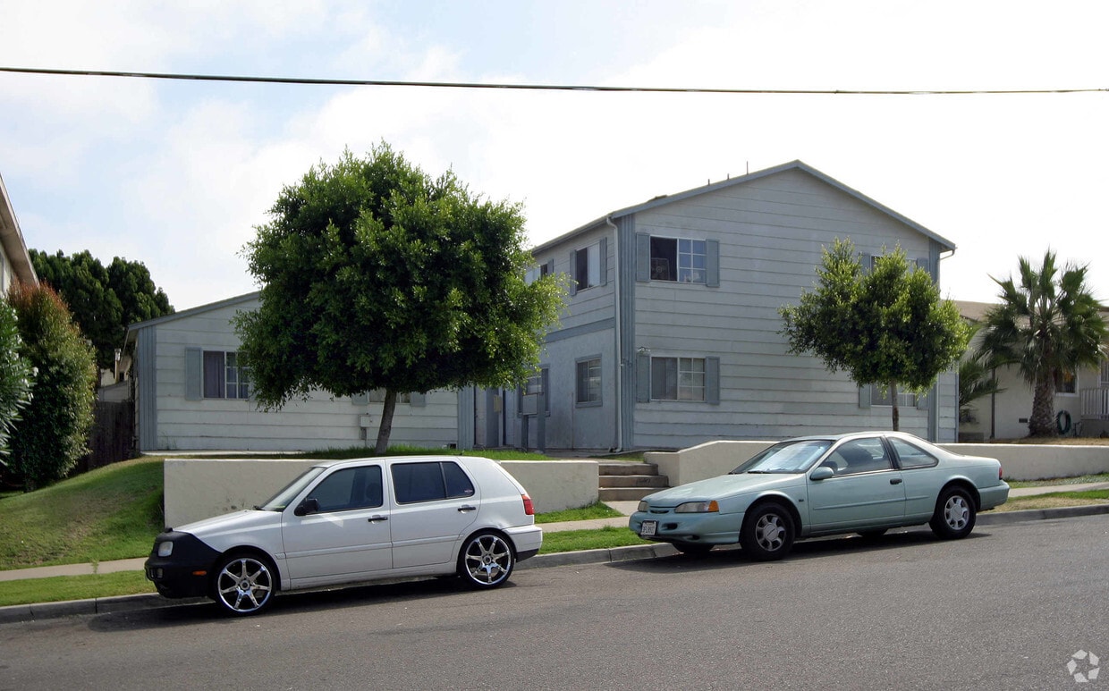 Building Photo - 775 Calla Ave