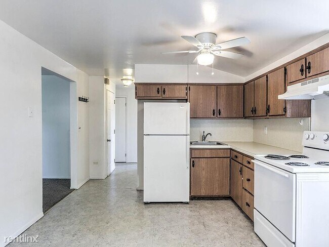 Building Photo - 2 br, 1 bath House - 1573 10th St