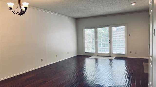 Foto del edificio - 5859 Frankford Rd