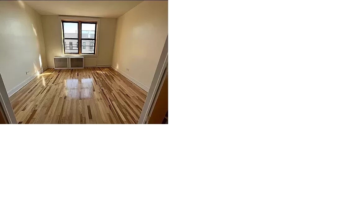 Primary Photo - 985 Ocean Ave