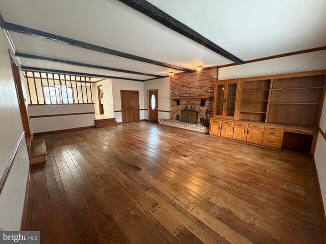 Foto del edificio - 243 S Allison St