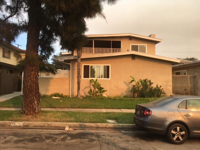 Primary Photo - 10912 Crenshaw Blvd