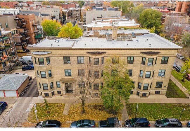 Foto del edificio - 923 W Waveland Ave
