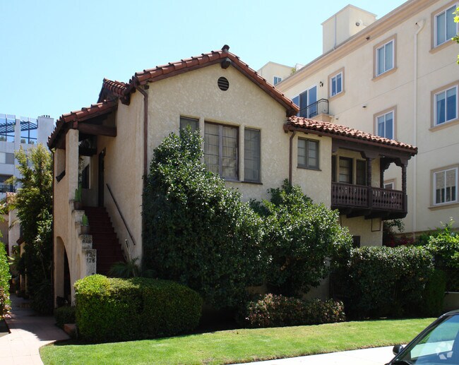 Building Photo - 124 S Maple Dr