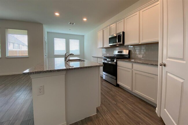 Building Photo - 5836 Priory Dr