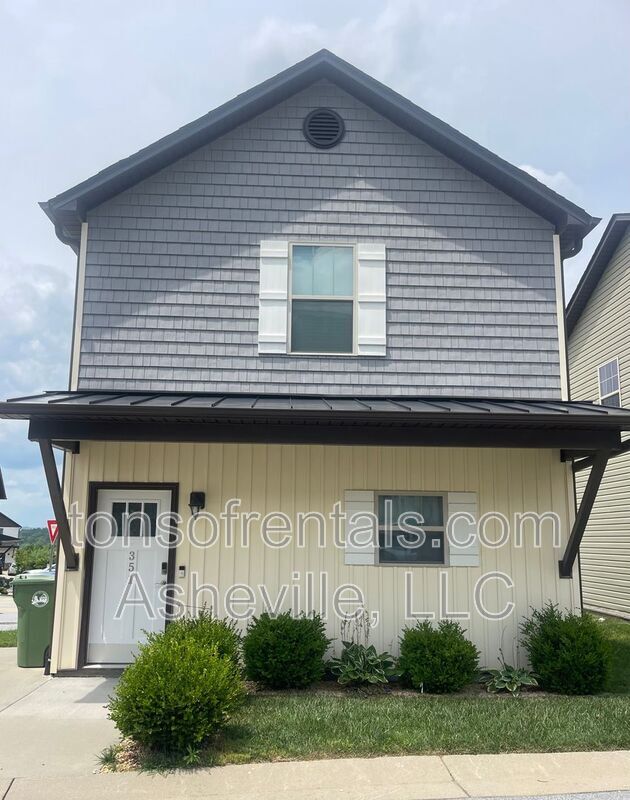 Primary Photo - 351 Cardwell Ln