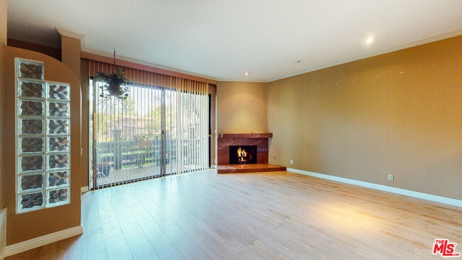 Building Photo - 21821 Burbank Blvd