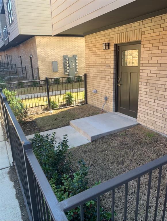 Foto principal - 5625 Belmont Ave