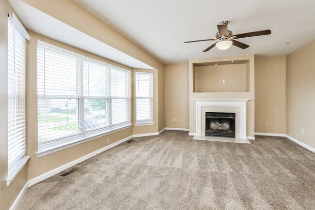 Foto del edificio - 526 Copper Meadows Ln