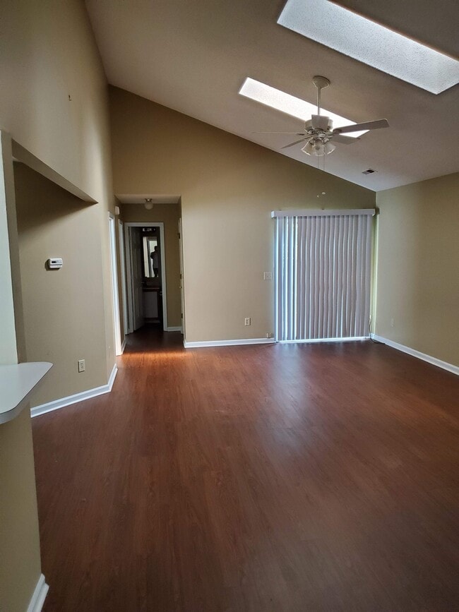 Building Photo - 1244 Shipyard Blvd