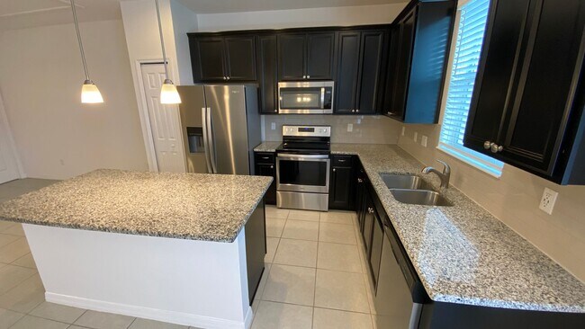 Foto del edificio - 3/2.5 Town Home in Sawgrass Landing In Orl...