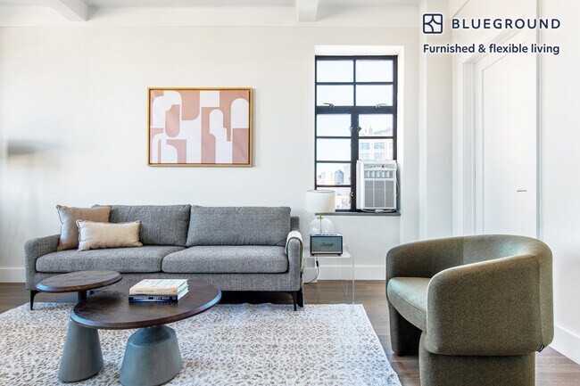 Building Photo - 10 Sheridan Square