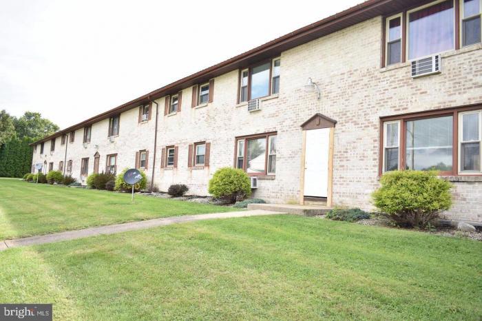Primary Photo - 2 bedroom in Shoemakersville PA 19555