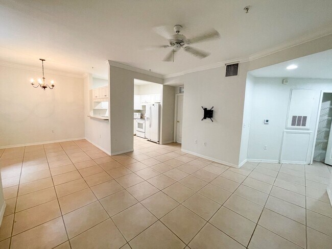 Building Photo - Charleston Place #2243