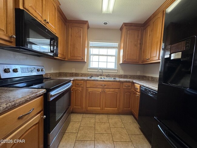 Building Photo - 3545 Brentwood Pl