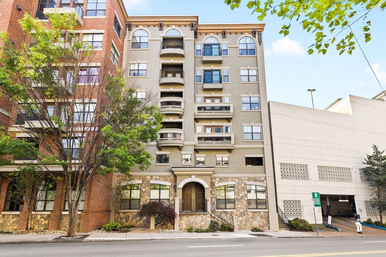 1,593 SqFt Condo in a prime location in Nashville! - 1,593 SqFt Condo in a prime location in Nashville!