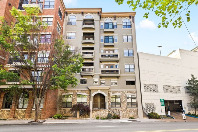 1,593 SqFt Condo in a prime location in Nashville! - 1,593 SqFt Condo in a prime location in Nashville!