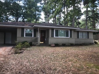 Building Photo - 1205 Greenwood Dr