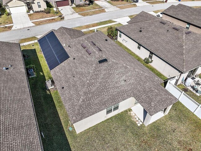 Building Photo - 8901 Hinsdale Heights Dr