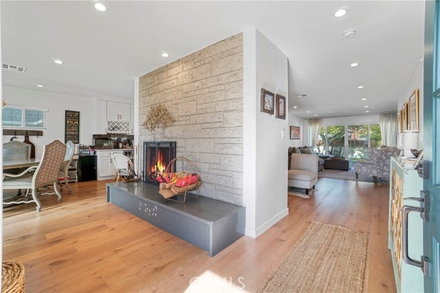 Foto del edificio - 5247 W 138th St