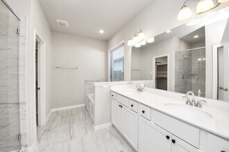 Building Photo - 1930 Waters Branch Dr