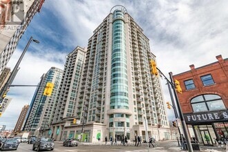 Building Photo - 200-1200 Rideau St