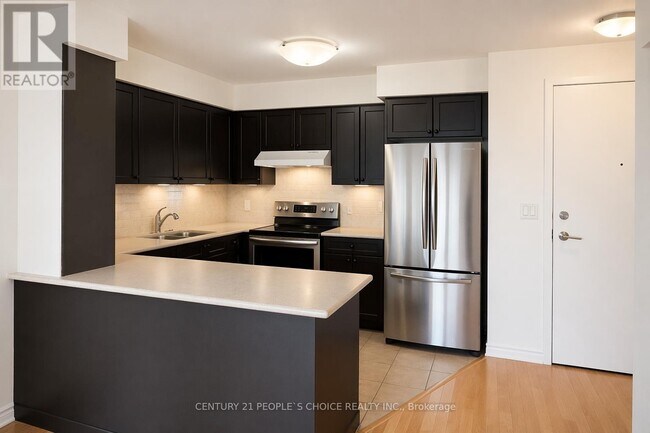 Building Photo - 3888 Duke of York Blvd