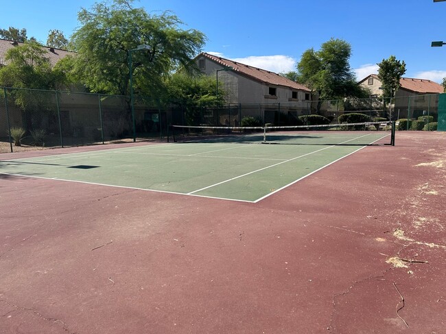 Foto del edificio - 1287 N Alma School Rd