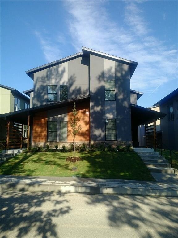 Building Photo - 1155 N Storer Ave