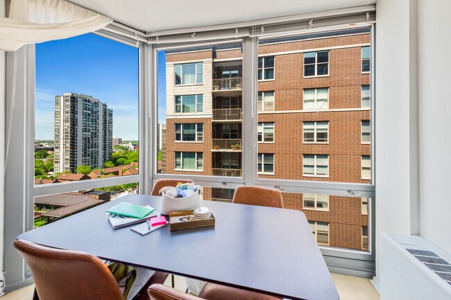 Foto del edificio - 21 W Goethe St