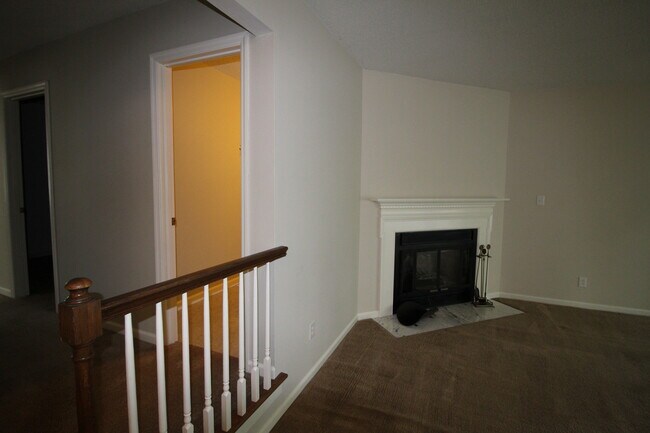 Foto del edificio - 173 Carriage Ct