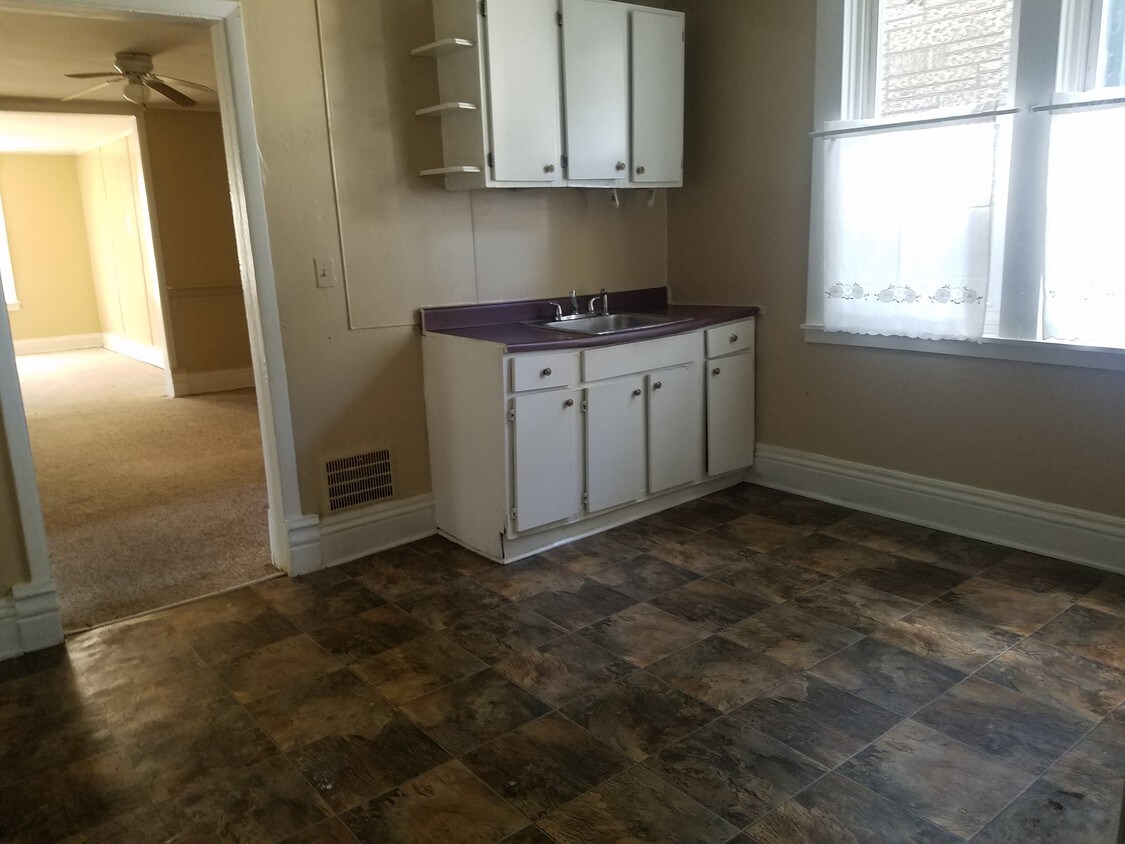 Foto principal - 128 Rhode Island St