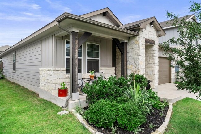 Building Photo - 11803 Lily Branch Ln