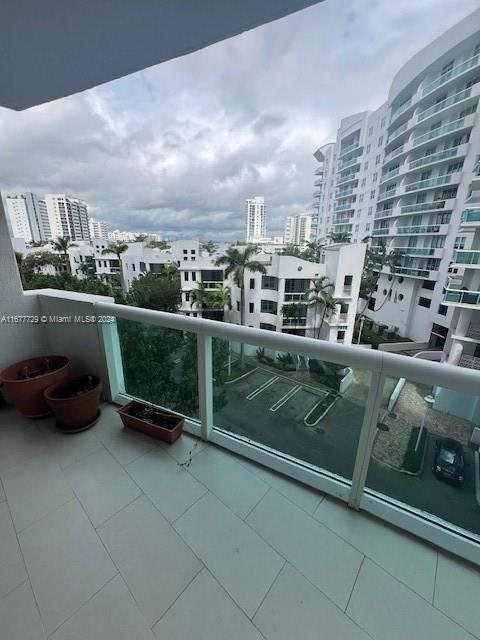 Building Photo - 7900 Harbor Island Dr