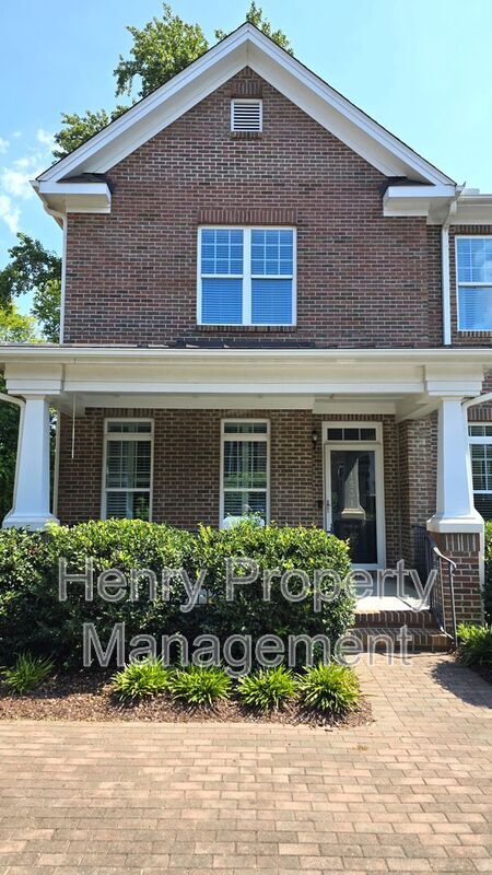 Building Photo - 1531 Yarborough Park Dr