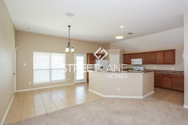 Building Photo - Charming 3 Bedroom in Fort Worth!