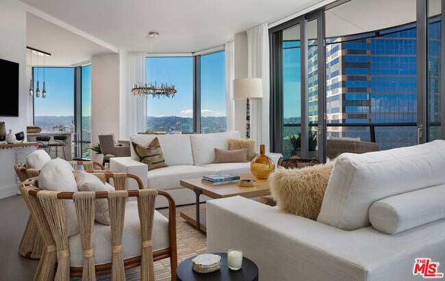 Foto del edificio - 211 W Elm Ct