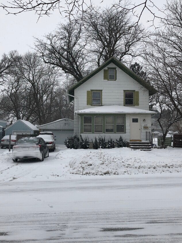 Primary Photo - 115 State Ave