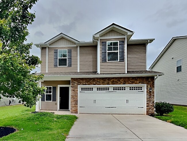 Building Photo - 449 Hager Lake Rd